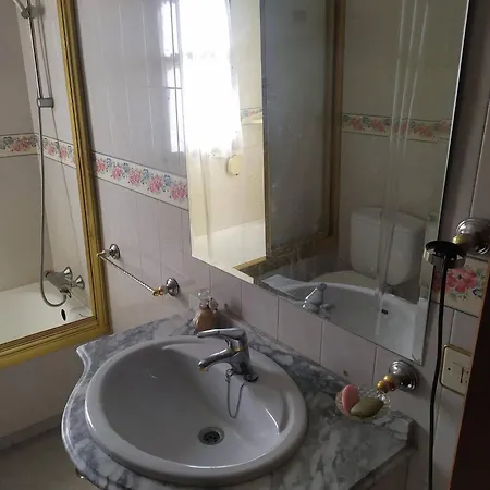 In House - Privada Doble Toledo Guest house